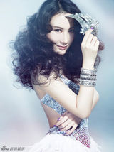 组图：石天琦魅惑写真大秀曼妙曲线