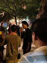 组图：王力宏与锤哥汤唯香港拍夜戏 安志杰现身