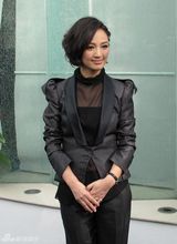 组图：罗海琼上海宣传《借枪》 与张嘉译互相揭底