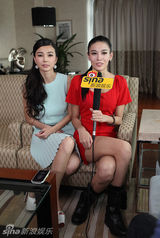 组图：成龙携《十二生肖》主演对话新浪娱乐