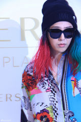 高清组图：GD香港为品牌站台 彩发诡秘显个性