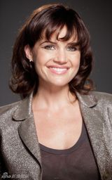 杰西卡-阿尔芭和伊娃-朗格利亚等明星合拍写真(图)