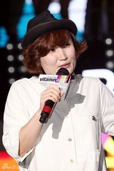 组图：GD李夏怡等出席某饮料新品上市活动