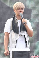 组图：罗志祥邀舒淇演MV吻戏 自称胯下都湿了