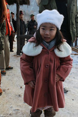 组图：《粘豆包》东北开机 李菁菁全家总动员