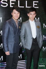 组图：乐基儿计划携母出游 文咏珊花朵裙亮眼