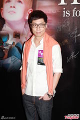 组图：马浚伟张可颐望再合作 张慧仪携养子亮相