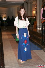 高清图：钟镇涛60大寿派对 群星嬉皮士装到贺