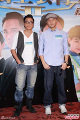 组图：张智霖吴卓羲现身《冲上云霄2》收视庆功