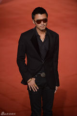 高清组图：第49届金马奖红毯星光闪耀