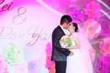 组图：潘长江女儿婚礼 众星祝贺新人甜蜜