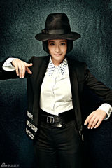 组图：海陆变中性帽子先生帅气诙谐