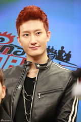 高清组图：SJ-M做客争开微博 玩转网络流行语