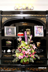 幻灯图集：刘家昌公布太太病情 寺庙上香保佑平安