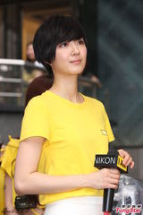 组图：桂纶镁称结婚只是形式 未来愿了解冻卵子