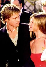 组图：盘点安妮斯顿与前夫皮特昔日甜蜜瞬间