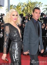 组图：范冰冰艳撑《生命之树》首映 邓文迪夫妇亮相