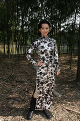 组图：《泪洒女人花》上海热拍