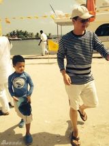 组图：孙悦海外度假照曝光 一家三口晒幸福