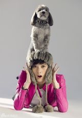 组图：隋俊波写真携爱犬出镜尽展俏皮