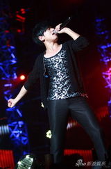 高清：热波音乐节第二天 张杰妖娆献唱