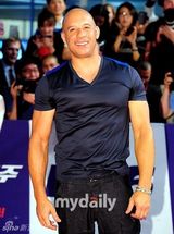 组图：《速度与激情6》韩国首尔举行首映红毯