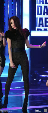 组图：韩女团Dal shabet出演《冠军秀》展火辣身材