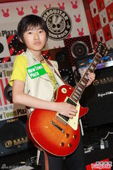 组图：日本吉他神童宫泽佑门访港献技