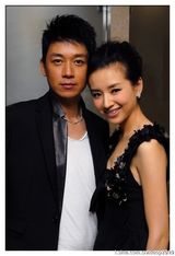 组图：潘粤明董洁被曝分居 微博记录曾经甜蜜生活