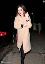 组图：白雪公主柯林斯出席派对 红唇似火显妖媚