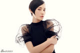 组图：杨雪写真利落短发尽显性感妩媚