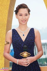 组图：徐子珊笑对失宠传闻 杨怡力挺罗仲谦得奖