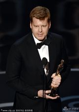 组图：奥斯卡现场-《纸人》获最佳动画短片奖