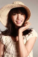 组图：白百何《失恋33天》裸妆上阵 美肤羡煞人