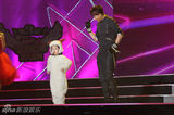 组图：第三届风云新人盛典 韩庚欢快跳“喜洋洋”