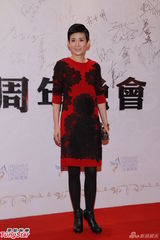 组图：吴君如撑叶玉卿无忧 熊黛林否认新车是嫁妆