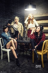 高清组图：AfterSchool时尚大片 露美腿秀性感