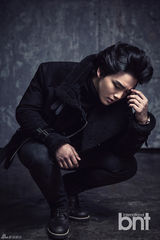 高清：韩星吕珍九时尚大片 游走于少年男人之间