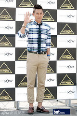 组图：郑糠云等出席野营节目《Adrenaline》发布会