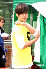 幻灯图：罗志祥代言大秀舞技 自创舞步受青睐