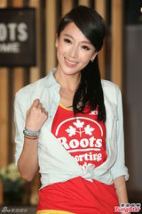 组图：隋棠称不需招桃花 私下询问盼良缘