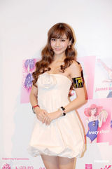 幻灯图集：熊黛林和Angalebaby性感助阵模特选秀