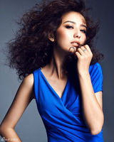 组图：佟丽娅封面大片摩登复古 演绎百变丽人