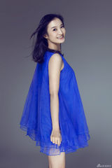 组图：林好蓝白写真清纯温暖活泼似精灵