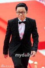 组图：韩星云集首尔电视剧盛典 吴奇隆等助阵