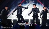 组图：东方神起等参加2013韩流Dream音乐会
