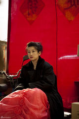 高清图：《钢的琴》即将杀青 秦海璐造型雷人惹争议 