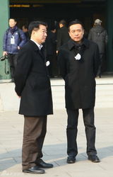 组图：吴天明追悼会肃穆 张艺谋冯小刚等现身