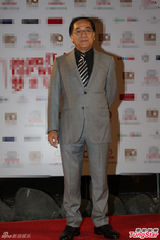 组图：吴奇隆光棍节不谈爱 刘诗诗身体亮红灯