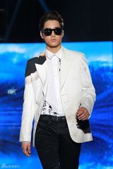 策划：金宇彬李钟硕等长腿偶吧的麻豆前世